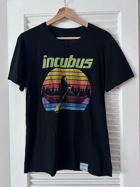 Incubus, “Bigfoot Kayaking" 2022 Tour tee, black, retro sunset graphic, Medium